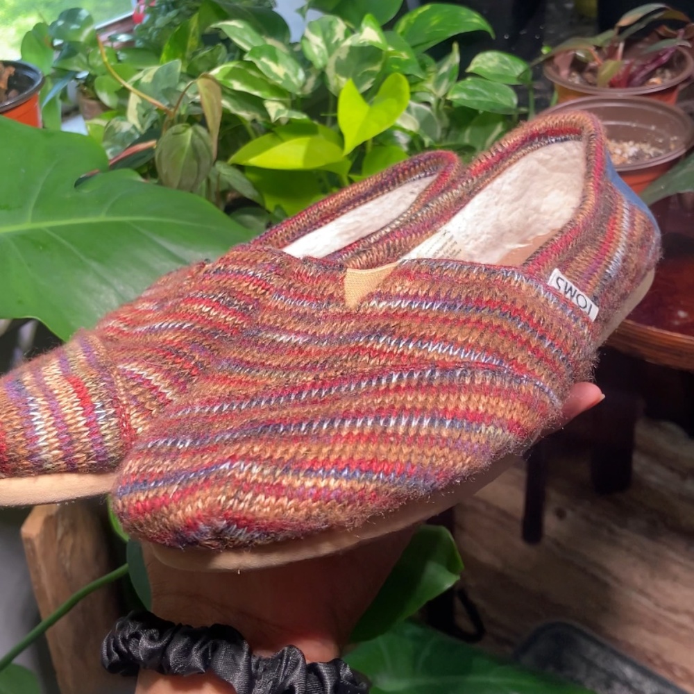 TOMS SLIP ON FUR Multicolor Shearling Lining EVA SOLE W6